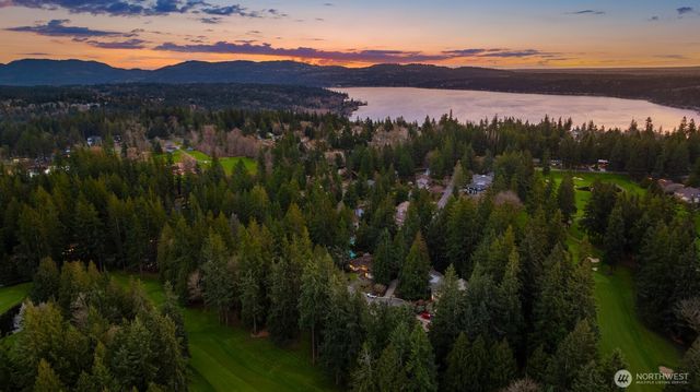 2048 213th Avenue NE, Sammamish, WA 88074