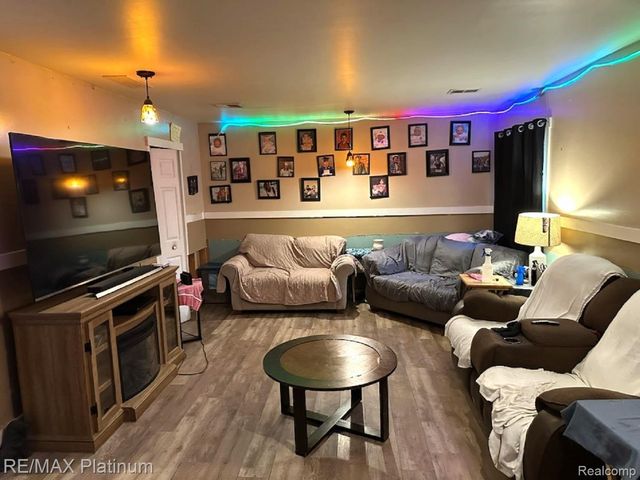 7020 E Carpenter Road, Richfield Township, MI 48423