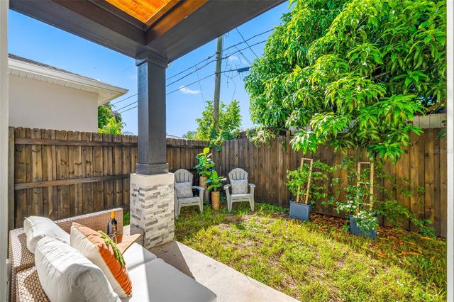 2150 43RD TERRACE N, St Petersburg, FL 33714