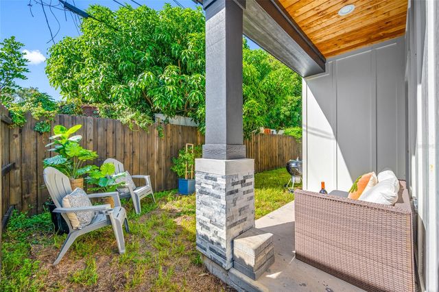 2150 43RD TERRACE N, St Petersburg, FL 33714