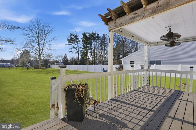 23 WHITE SWAN WAY, Langhorne, PA 19047