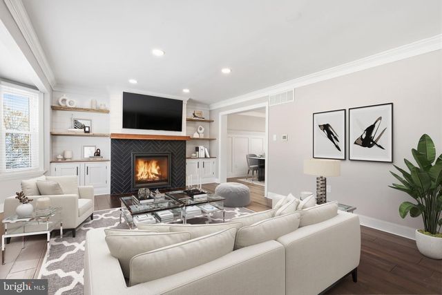 23 WHITE SWAN WAY, Langhorne, PA 19047