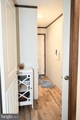 103 CARBRIDGE RD E, Stewartstown, PA 17363