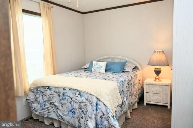 103 CARBRIDGE RD E, Stewartstown, PA 17363