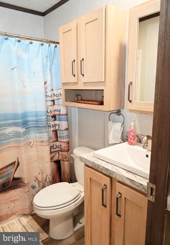 103 CARBRIDGE RD E, Stewartstown, PA 17363