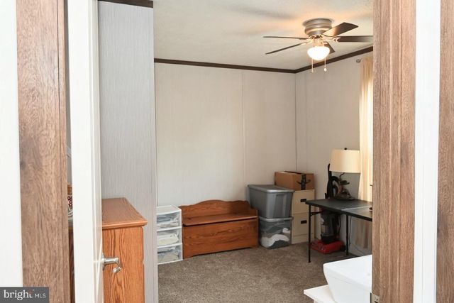 103 CARBRIDGE RD E, Stewartstown, PA 17363