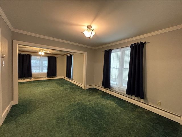 96 Yarnell Street, Kane Boro, PA 16735