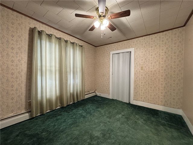 96 Yarnell Street, Kane Boro, PA 16735