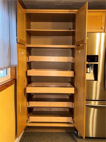 96 Yarnell Street, Kane Boro, PA 16735