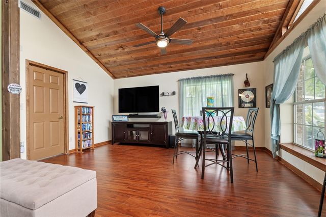 285 LAKEVIEW DRIVE, Tarpon Springs, FL 34689