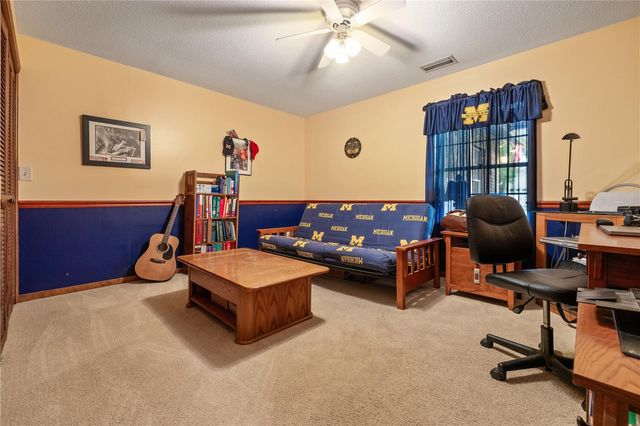 285 LAKEVIEW DRIVE, Tarpon Springs, FL 34689