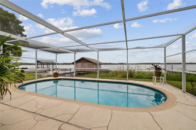285 LAKEVIEW DRIVE, Tarpon Springs, FL 34689