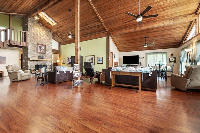 285 LAKEVIEW DRIVE, Tarpon Springs, FL 34689