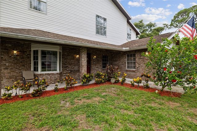 285 LAKEVIEW DRIVE, Tarpon Springs, FL 34689