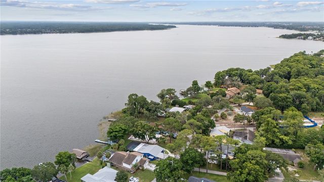 285 LAKEVIEW DRIVE, Tarpon Springs, FL 34689