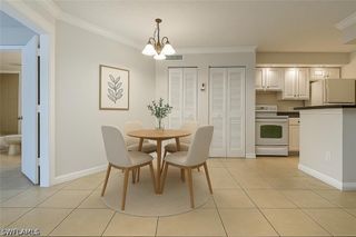 194 Santa Clara DR 12, Naples, FL 34104