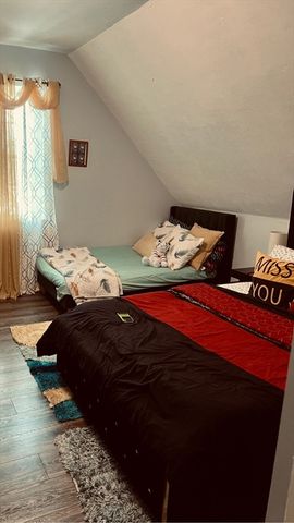 72-74 Mason St, Worcester, MA 01610