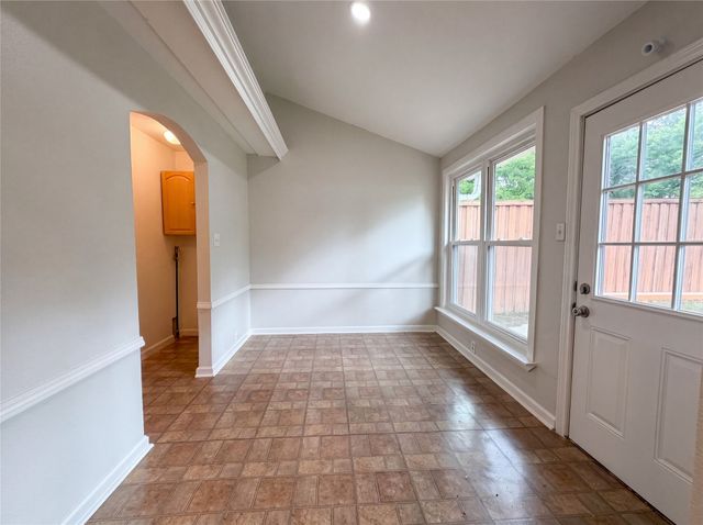 801 Cannon Drive, Euless, TX 76040