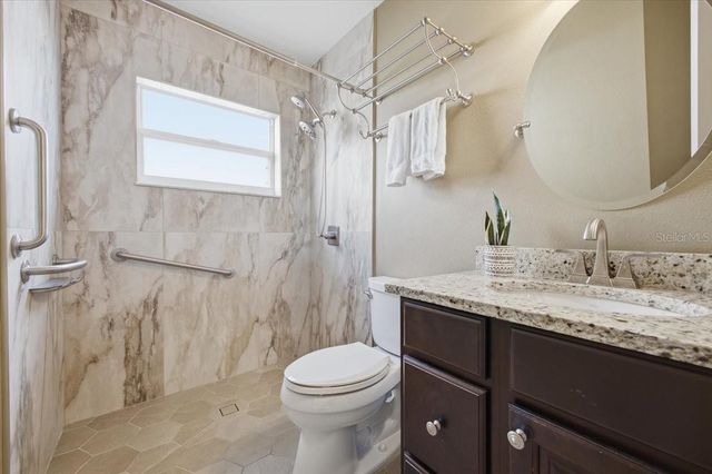 2726 VALENCIA GROVE DRIVE, Valrico, FL 33596