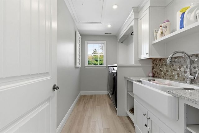19 High Ridge Rd, Topsfield, MA 01983