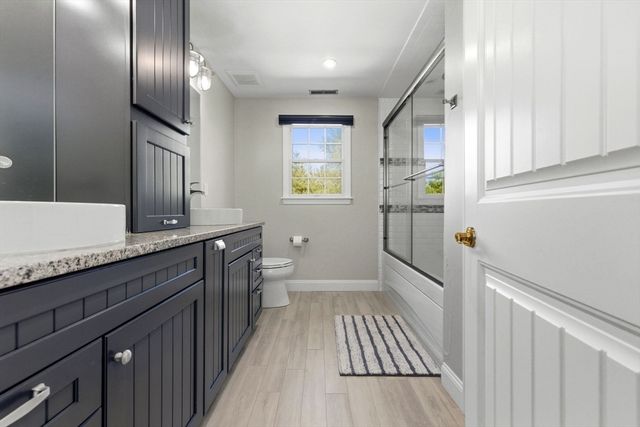 19 High Ridge Rd, Topsfield, MA 01983