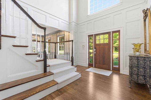 19 High Ridge Rd, Topsfield, MA 01983