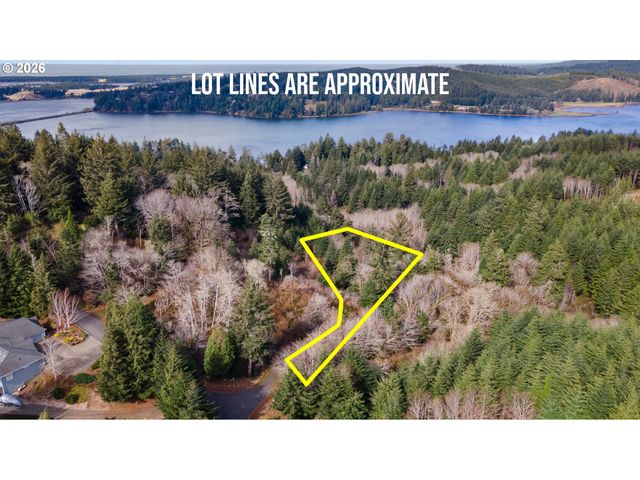 0 Finch Ln., North Bend, OR 97459