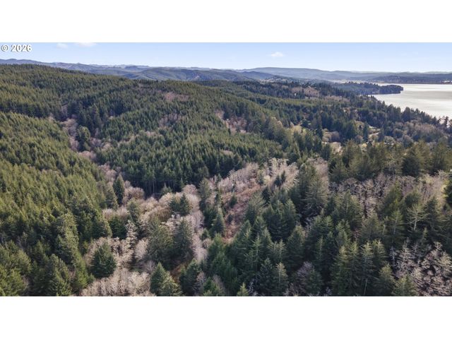 0 Finch Ln., North Bend, OR 97459