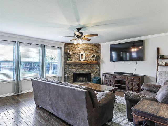 1100 Ainsworth Drive, Anna, TX 75409