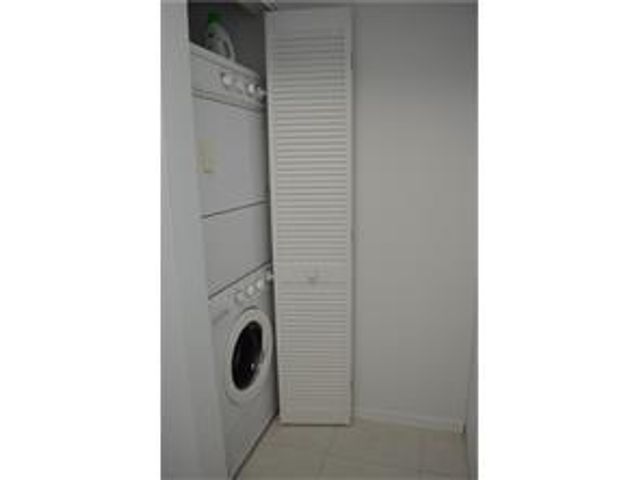 347 N NEW RIVER Drive E 406, Fort Lauderdale, FL 33301