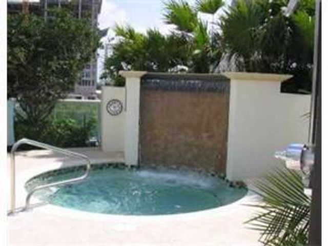 347 N NEW RIVER Drive E 406, Fort Lauderdale, FL 33301