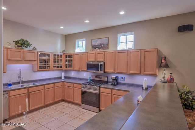 10373 E Loveless Gardner Lane, Tucson, AZ 85747
