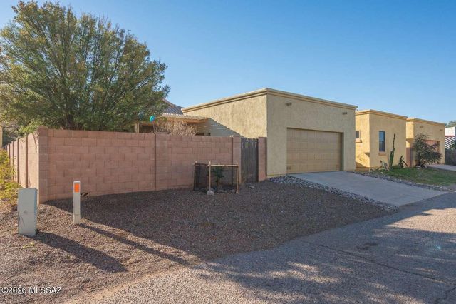 10373 E Loveless Gardner Lane, Tucson, AZ 85747