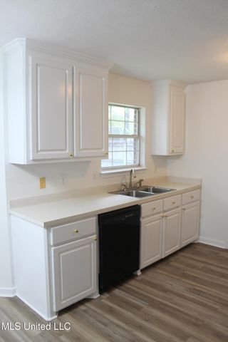 115 Dogwood Hill Drive, Florence, MS 39073