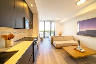 176 NW 25th St 512, Miami, FL 33127