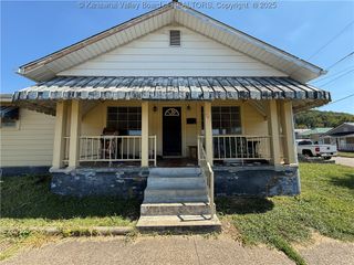 701 7th Street, Nitro, WV 25413