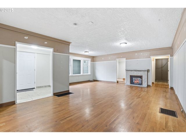 3524 Se 119TH Ave, Portland, OR 97266