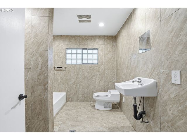 3524 Se 119TH Ave, Portland, OR 97266