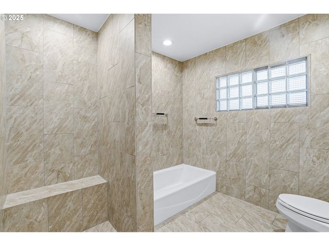 3524 Se 119TH Ave, Portland, OR 97266