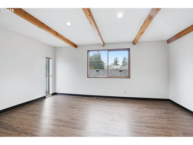 3524 Se 119TH Ave, Portland, OR 97266