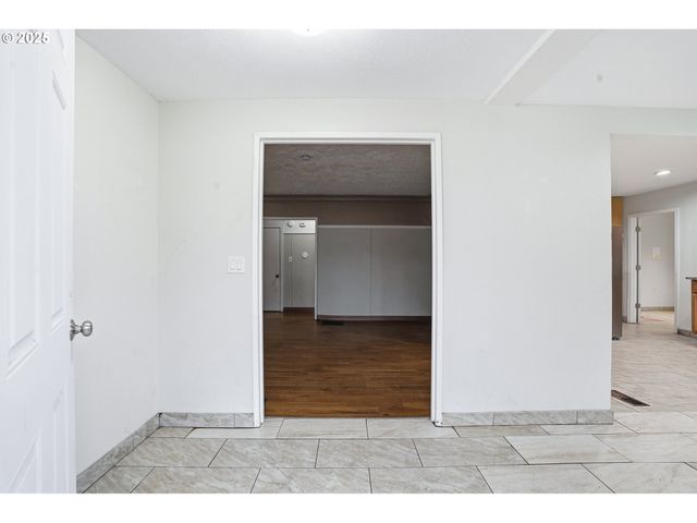 3524 Se 119TH Ave, Portland, OR 97266