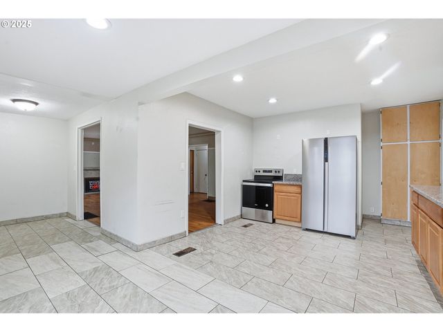 3524 Se 119TH Ave, Portland, OR 97266