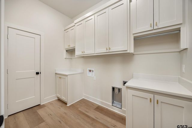 15083 Sweet Springs Dr, Tyler, TX 75703