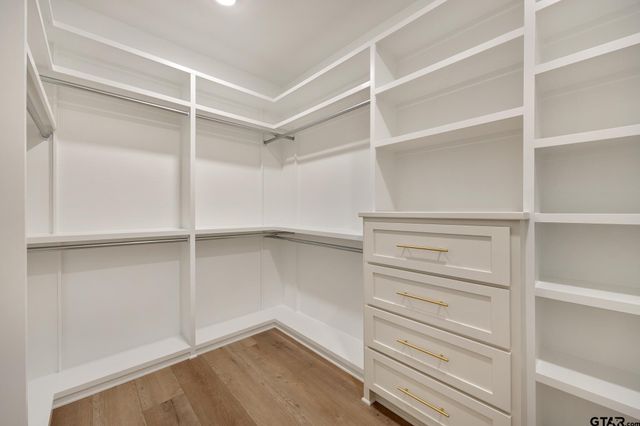 15083 Sweet Springs Dr, Tyler, TX 75703