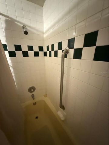 716 GROVE AVENUE, Orlando, FL 32805