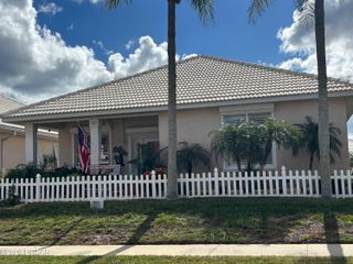 121 Florida Shores Boulevard, Daytona Beach, FL 32118