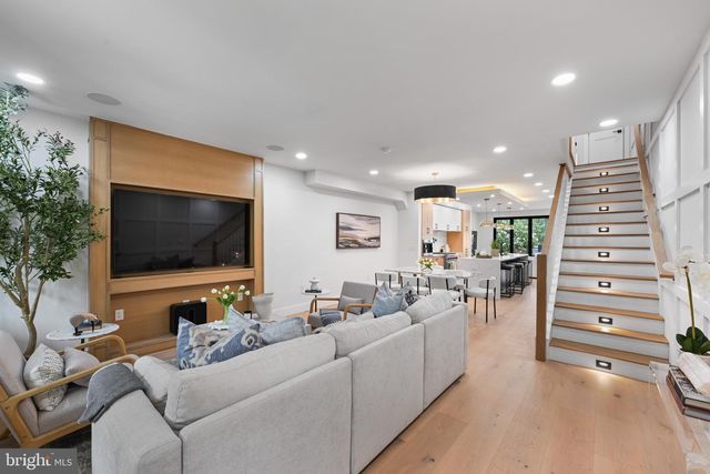 515 KENTUCKY AVE SE, Washington, DC 20003