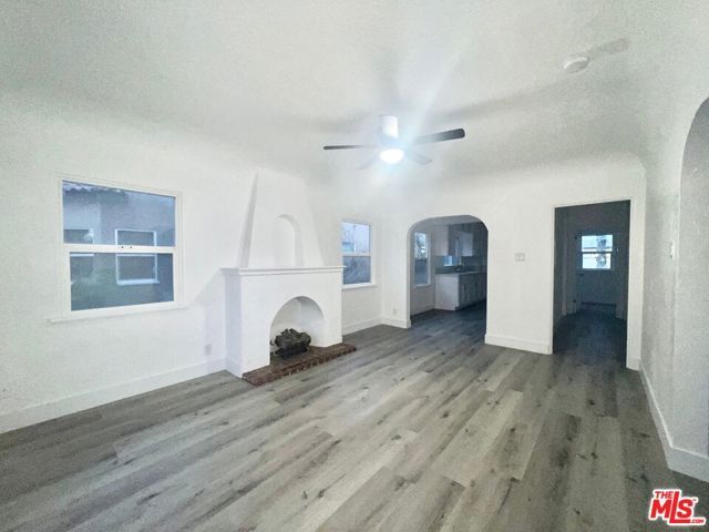 5590 Lemon Avenue, Long Beach, CA 90805