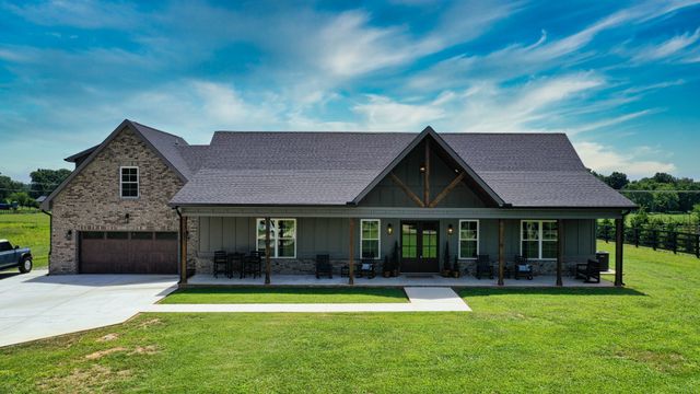 237 Burns Rd, Shelbyville, TN 37160