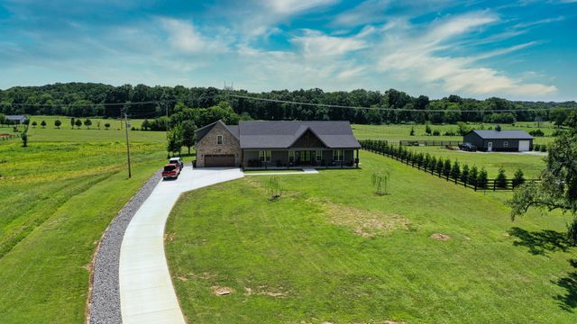 237 Burns Rd, Shelbyville, TN 37160